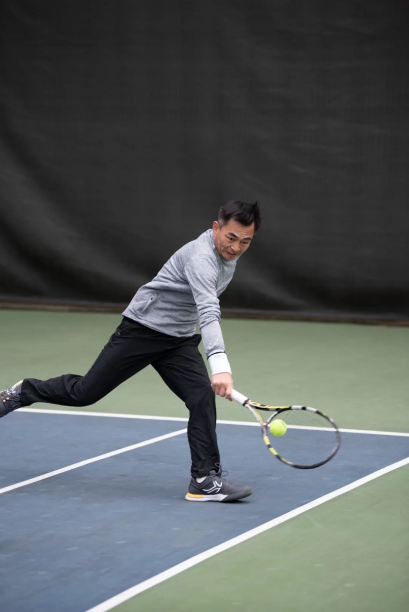 繁建/张悦奖品:全能小白(3支),天龙网球线2条亚军:何玮聪/贺子龙奖品