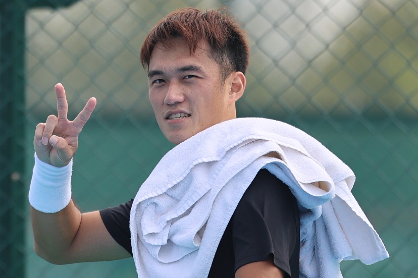 王傲然金雨全高鑫(左)与孙发京(右)王美玲(左)与高馨妤(右)郑伟强(左)